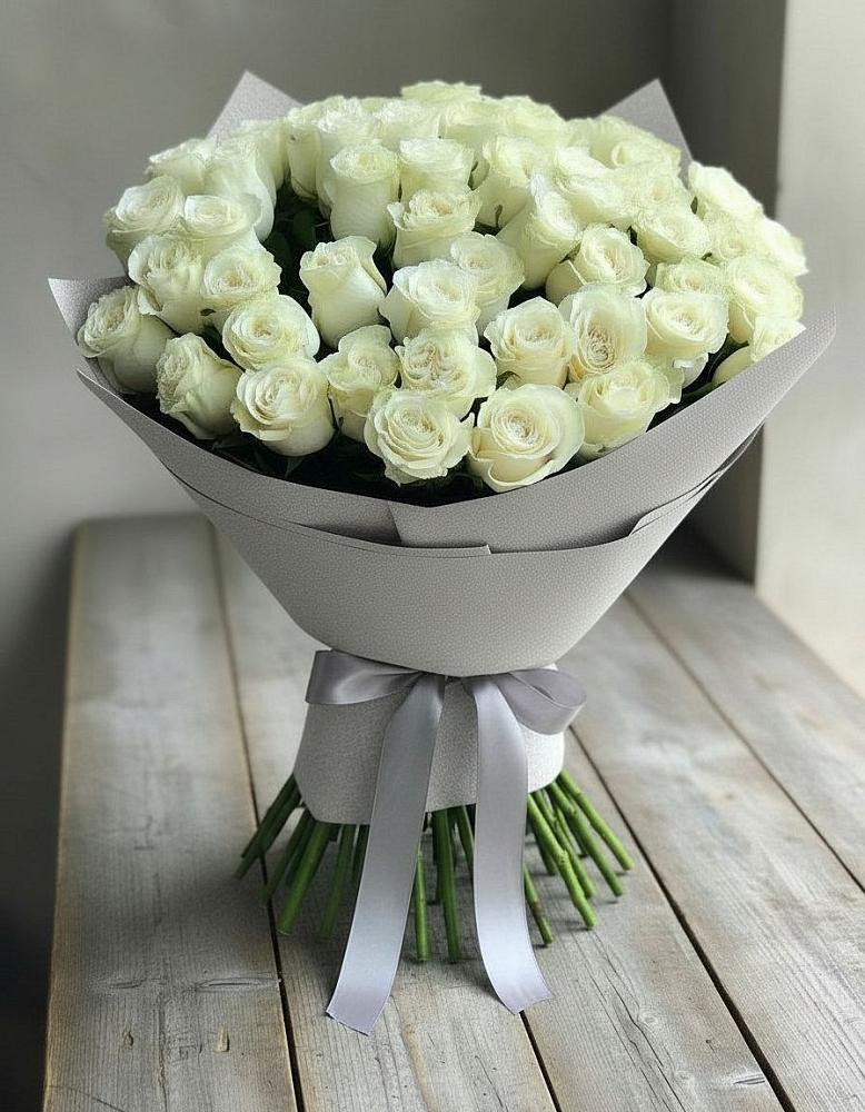 Букет 35 Белых роз в Ильинка Тульская область