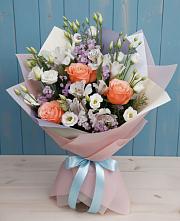 Букет цветов из:  Лизиантусы, Розы, Альстромерии и Гипсофила в Ильинка Тульская область