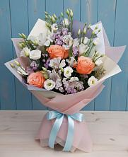 Букет цветов из:  Лизиантусы, Розы, Альстромерии и Гипсофила в Ильинка Тульская область
