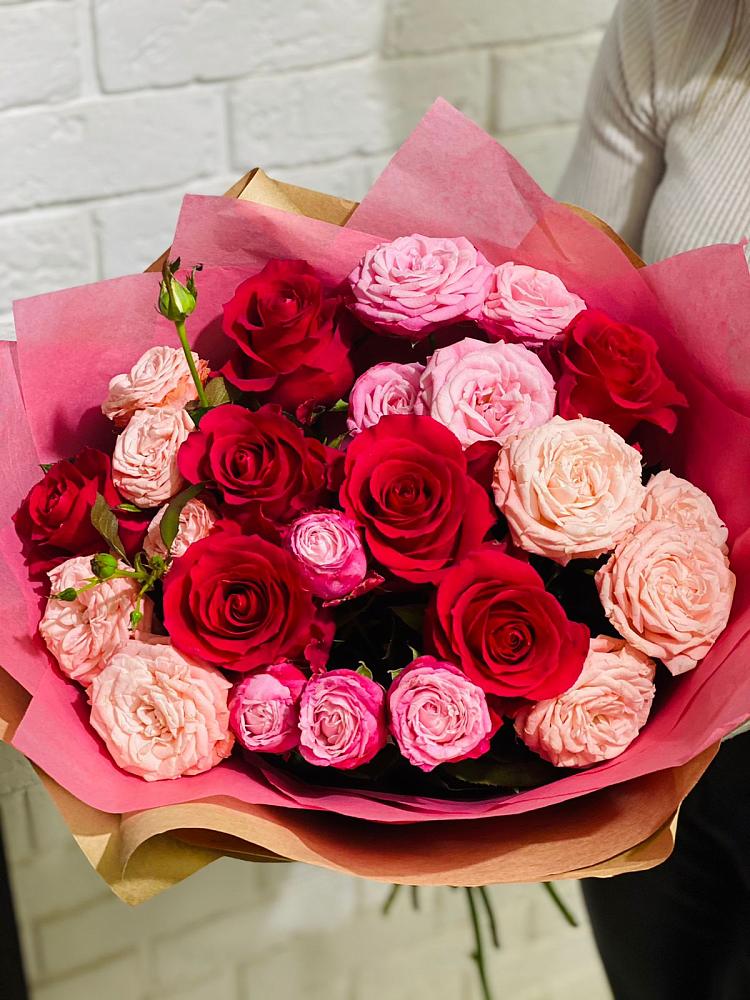 Букет цветов из: Розы в Ильинка Тульская область