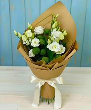 Букет цветов из:  Хризантемы и Лизиантусы #REPLACE_PRED# Ильинка Тульская область