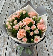Букет цветов из:  Розы в Ильинка Тульская область